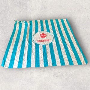 ⭐️ 6' x 6' Stripped Beach Blanket from Food Network & The Cooking Channel